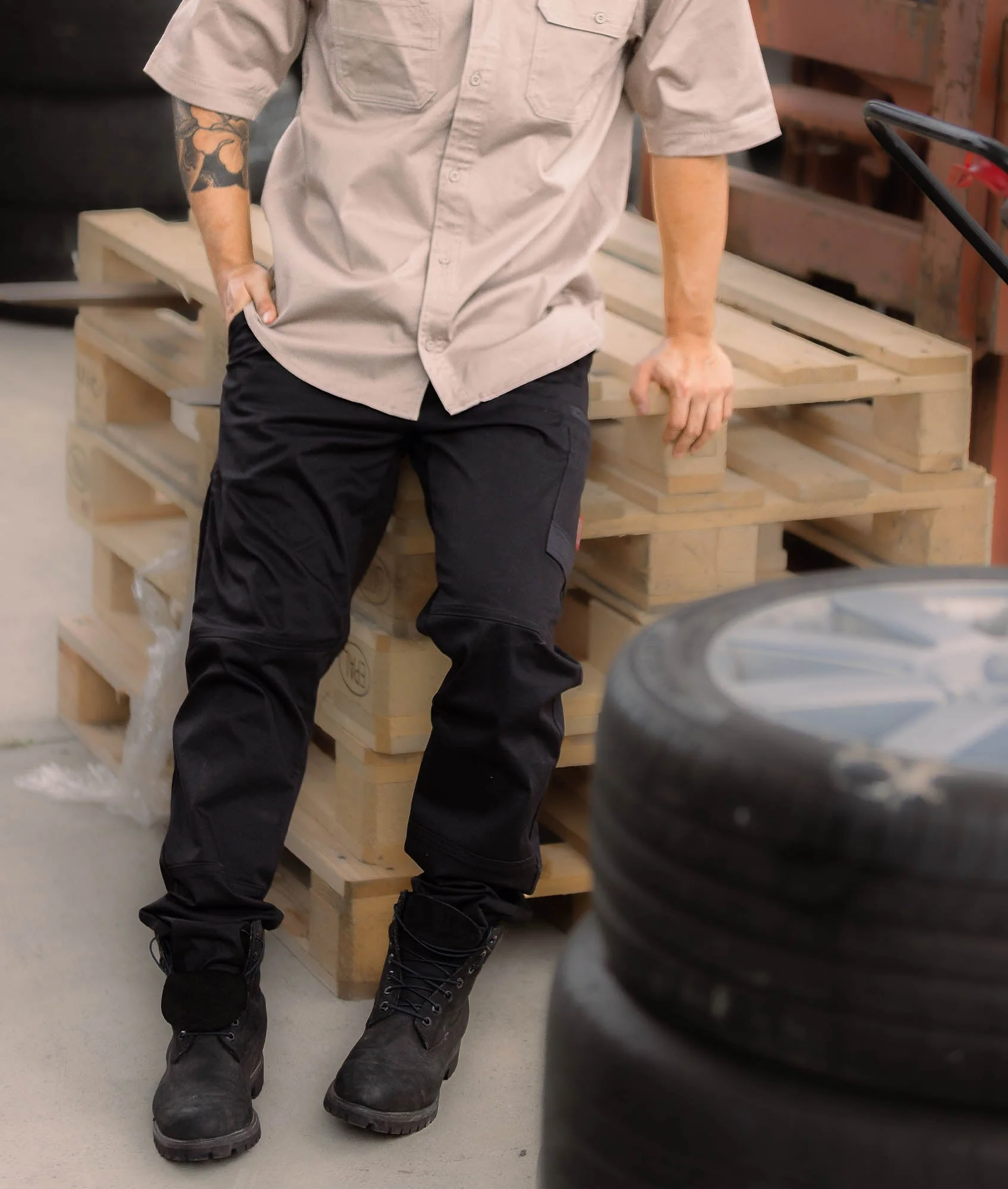 HardTuned Pitstop Cargo Pants - Black - Image 2
