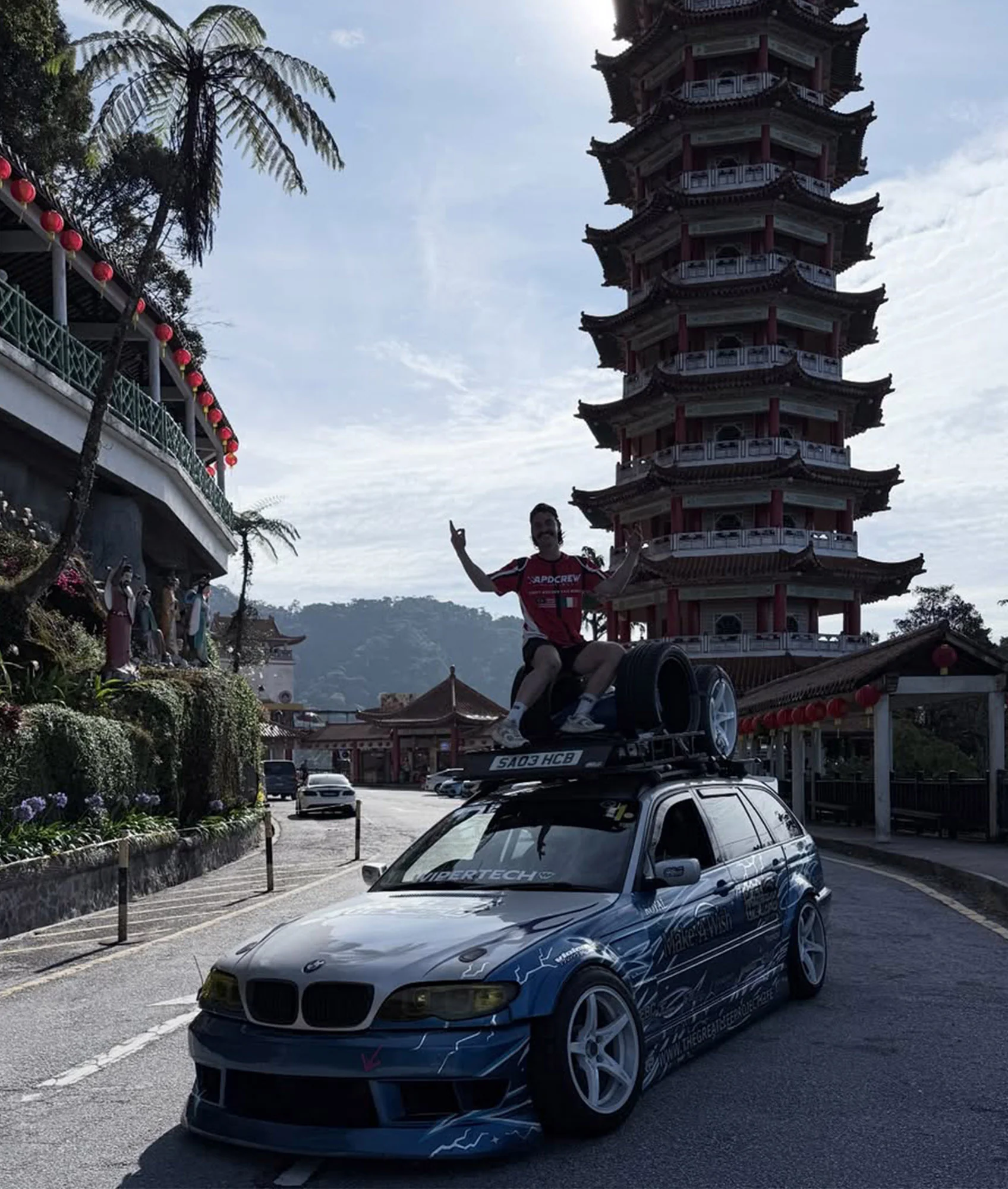 Limited Edition Andy Howard “Drift Across The World” Supporters Pack - Image 6