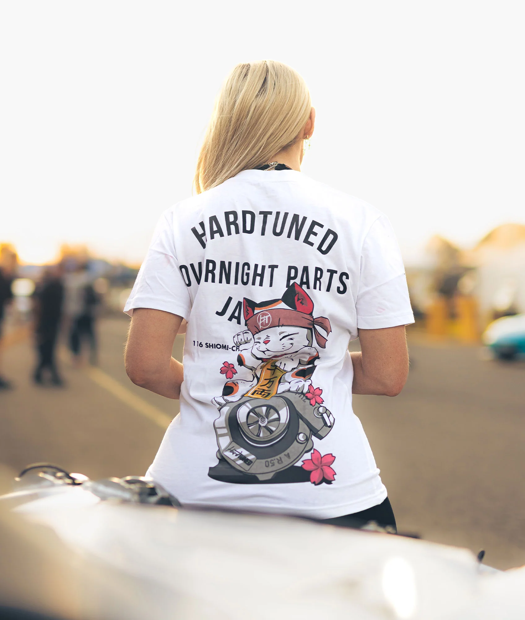 Women's Oversized Overnight Parts Kitty Tee - Image 9