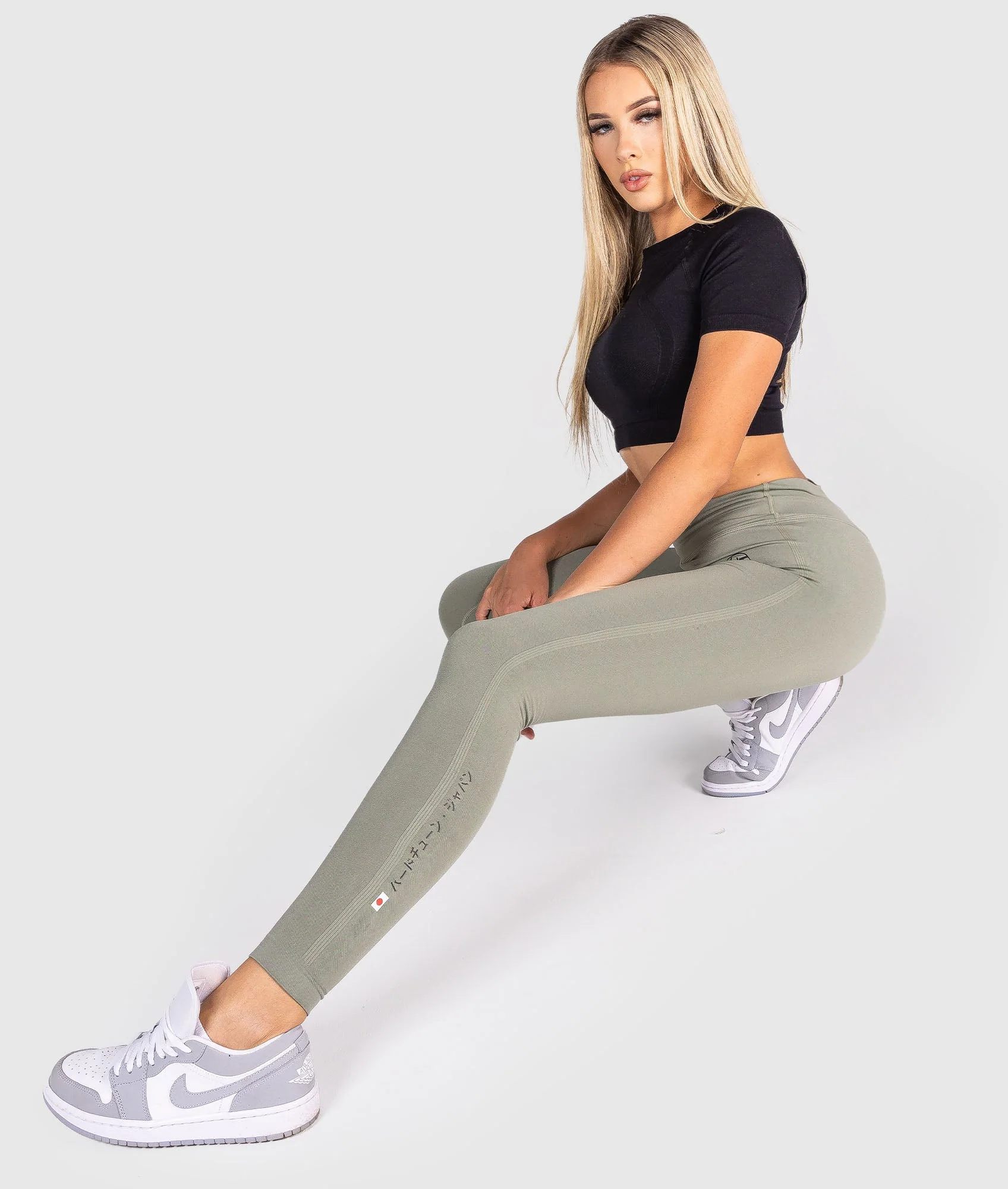 Sakura Seamless Leggings - Green - Image 3